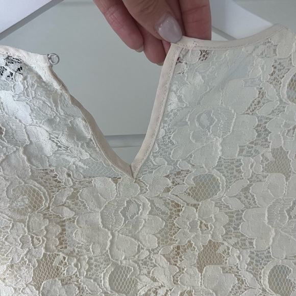 BCBG Maxazria Silk Blouse XXS - Picture 4 of 5